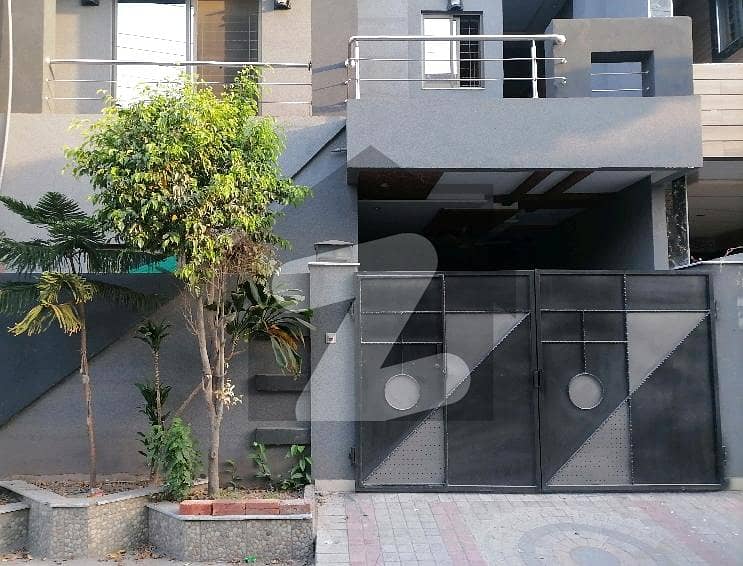 Ideal 5 Marla House Available In Johar Town Phase 2, Lahore