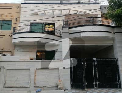 7 Marla House In Central Johar Town Phase 2 For sale
