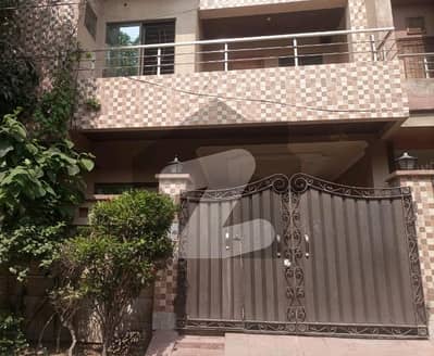 5 Marla House In Central Johar Town Phase 2 - Block P For sale