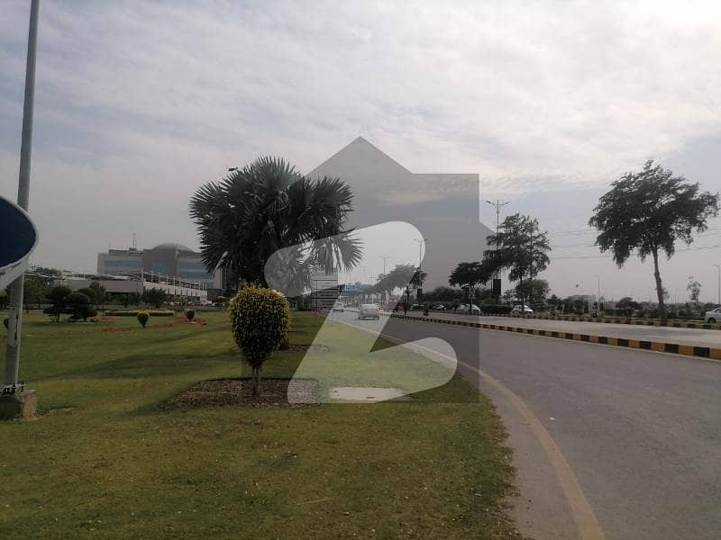 ڈی ایچ اے فیز 6 ڈیفنس (ڈی ایچ اے),لاہور میں 1 کنال رہائشی پلاٹ 3.55 کروڑ میں برائے فروخت۔
