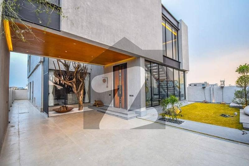 1 Kanal Luxurious Stylish Modern Design House for Rent in DHA Phase 6 Lahore