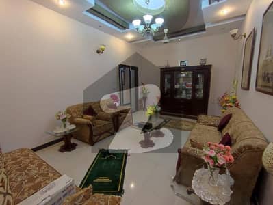 Lower Portion Of 256 Square Yards In North Nazimabad - Block L Is Available
