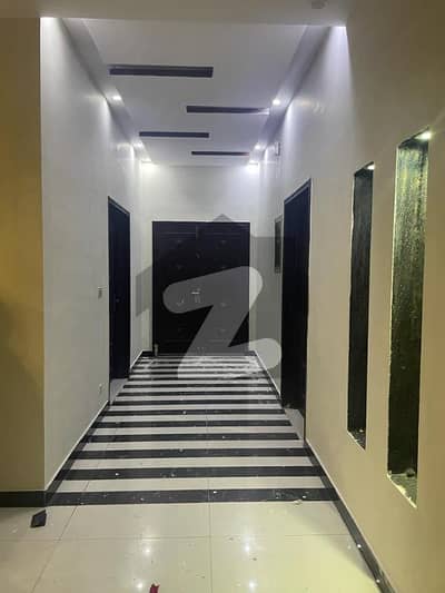 ویلینشیاء ۔ بلاک کے ویلینشیاء ہاؤسنگ سوسائٹی,لاہور میں 3 کمروں کا 1 کنال بالائی پورشن 83.0 ہزار میں کرایہ پر دستیاب ہے۔