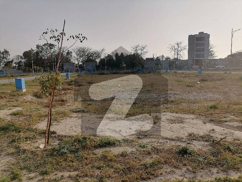 8 Marla Plot is for Sell in Phase 9 Town Dha Lahore