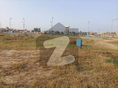 5 Marla Plot Urgently For Sale