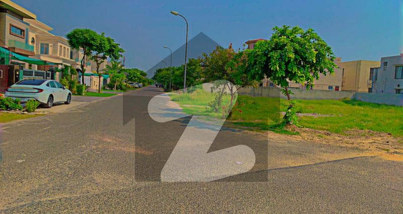 20 Marla Plot No Near ( 100 Wide Road 76) In Block (Q) Surrounding Houses Reasonable Price For Sale DHA Lahore Phase 7