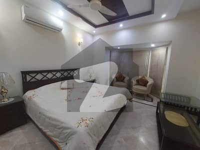 1 Kanal Full Furnished Upper Portion For Rent In DHA For Short Long Time