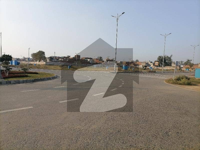 Ideally located 5 Marla residential possession plot