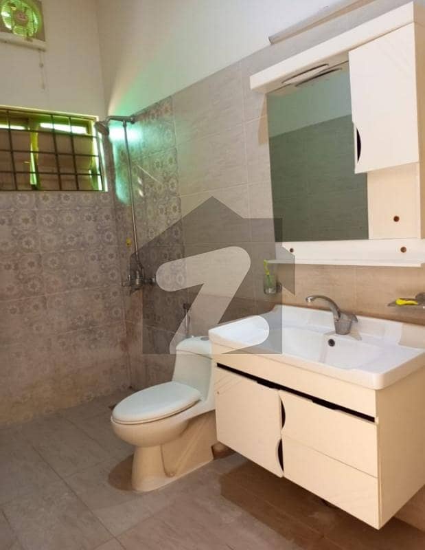 Bahria enclave 8 marla house available for rent