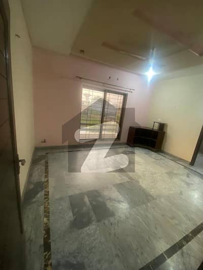 A Well Designed Upper Portion Is Up For rent In An Ideal Location In Lahore