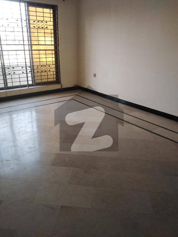 1 Kanal 3 beds DD Tvl Kitchen Attached Baths Neat And Clean Upper Portion For Rent In Gulraiz Housing