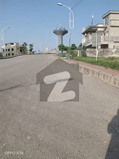 8 Marla Heighted & Non-Corner Plot For Sale On Urgent Basis On (Investor Rate) In Sector B Near Family Park In DHA 3 Islamabad