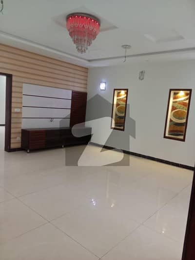 2 BEDS BRAND NEW 5 MARLA UPPER PORTION FOR RENT LOCATED IN BAHRIA ORCHARD LAHORE