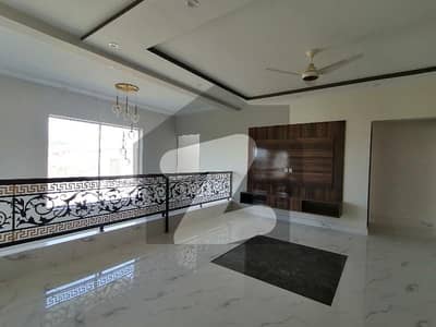 House For Grabs In 20 Marla Islamabad