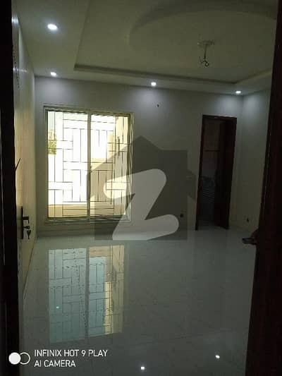 مصطفیٰ ٹاؤن لاہور میں 3 کمروں کا 3 مرلہ مکان 75.0 لاکھ میں برائے فروخت۔