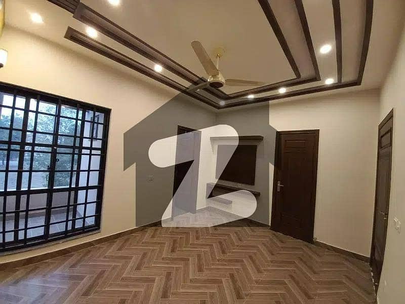 5 MARLA BRAD NEW HOUSE FOR SALE IN BAHRIA ORCHARD