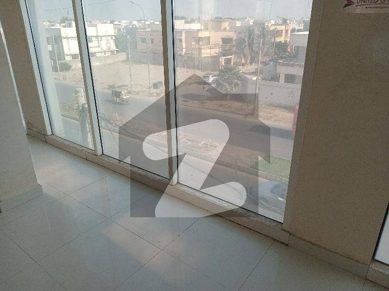 Outclass 1100 Sq Ft Office AT MAIN ITTEHAD On Rent