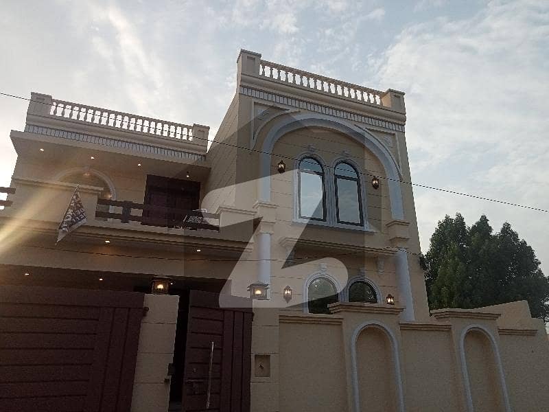 خانپور روڈ رحیم یار خان میں 6 کمروں کا 10 مرلہ مکان 2.0 کروڑ میں برائے فروخت۔