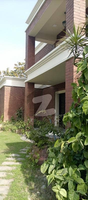 ڈی ایچ اے فیز 3 ڈیفنس (ڈی ایچ اے),لاہور میں 3 کمروں کا 2 کنال زیریں پورشن 1.75 لاکھ میں کرایہ پر دستیاب ہے۔