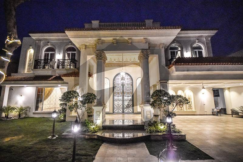 7 BEDROOM FULL BASEMENT SPANISH DESIGN WITH CINEMA NEAR PARK AND MOSQUE