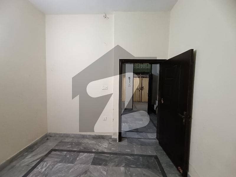 متین ایوینیو لاہور میں 2 کمروں کا 2 مرلہ مکان 75.0 لاکھ میں برائے فروخت۔