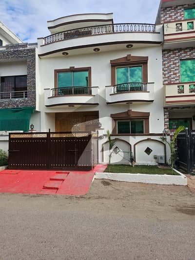 G13.4 MARLA 25X40 Triple Storey House For Sale In G13 Prime Location With Basement