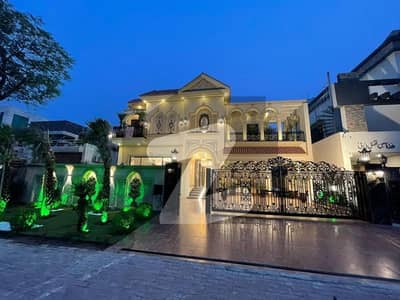 One Kanal Brand New Super Luxurious Spanish House with Basement cinema hall For Sale in Bahria Town Lahore
For further details Contact Us On WhatsApp 
Picture and Video available