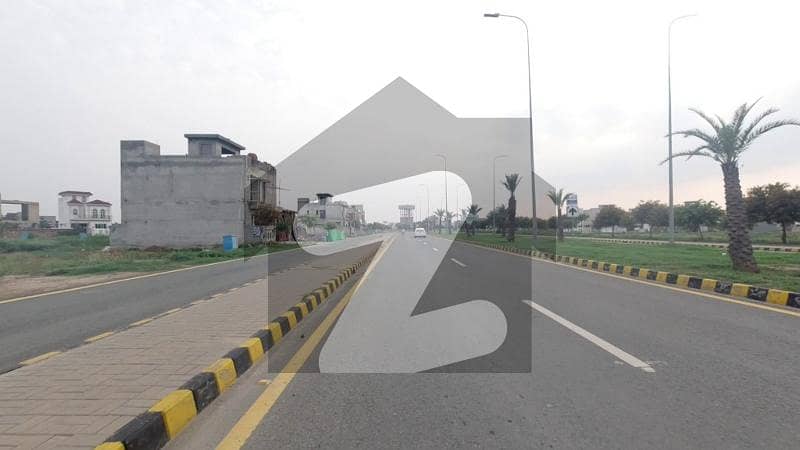 Corner 5 Marla Plot No. 870 Block D at Ideal Location for Sale in DHA 9 Town