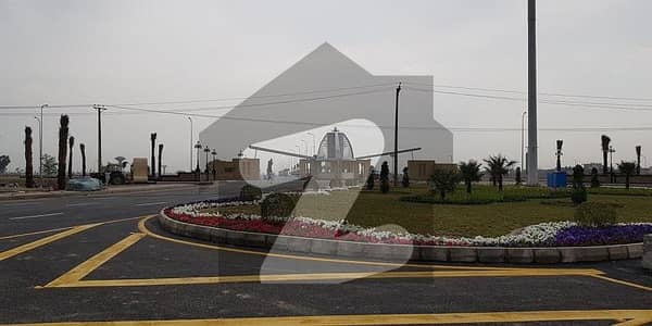 10 MARLA RESIDENTIAL PLOT FOR SALE POSSESSION UTILITY CHARGES PAID LDA APPROVED GAS AVAILABLE IN CENTRAL BLOCK PHASE 1 BAHRIA ORCHARD LAHORE