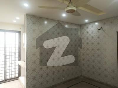 1 BED FLAT FOR SALE AVAILABLE IN SECTOR C BAHRIA TOWN LAHORE