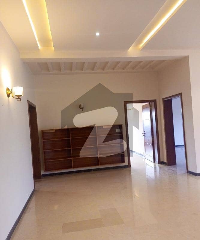 Bahria Enclave 1 kanal Upper Portion Available For Rent