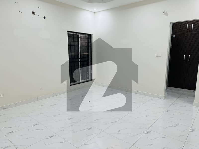 1 Kanal Portion Available For Rent