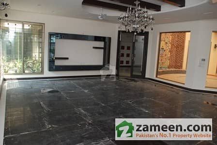 1 Kanal brand New Bungalow for Sale in Gulberg 3 Lahore,