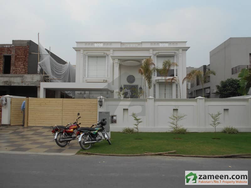 1 Kanal Brand New Most Beautiful Bungalow For Sale In Block D-3 Wapda Town Lahore