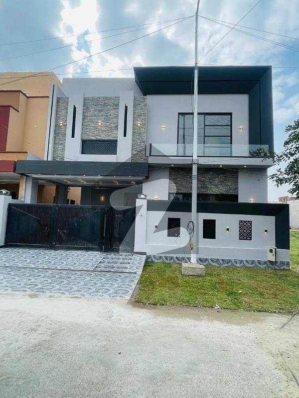 Brand New 10 Marla Modern House For Sale