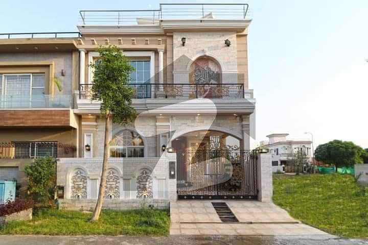 Spanish Design 5 Marla Full House Available For Sale In DHA 9 Town