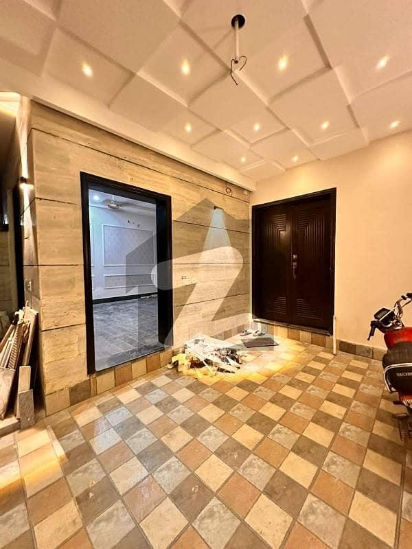 7.5 Marla House For Sale In Johar Town Vip Location