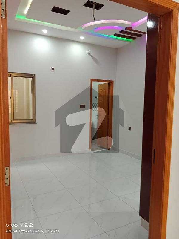 الاحمد گارڈن ہاوسنگ سکیم جی ٹی روڈ,لاہور میں 4 کمروں کا 5 مرلہ مکان 1.4 کروڑ میں برائے فروخت۔