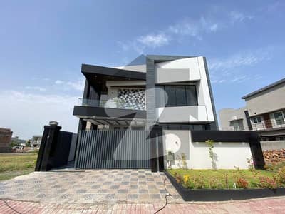 10 Marla Heighted House For Sale In Overseas Block