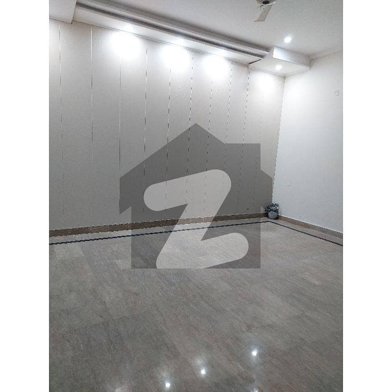 1 Kanal Upper Portion Available For Rent In Valancia Town