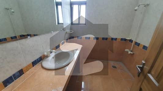Phase 6 Sector F-2 1 Kanal House For Rent