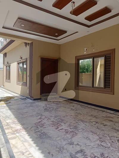 بنی گالہ اسلام آباد میں 6 کمروں کا 14 مرلہ مکان 1.2 لاکھ میں کرایہ پر دستیاب ہے۔