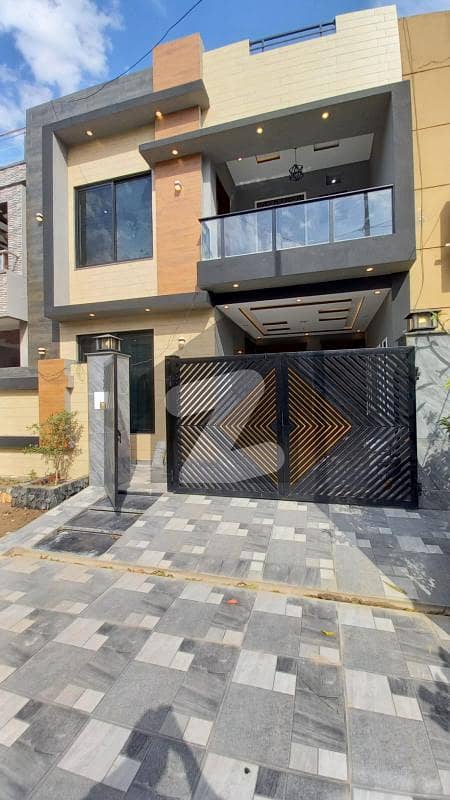 5 Marla Brand New Luxury House For Sale In Rose Block | Ready To Move | Near Park | Near Mosque