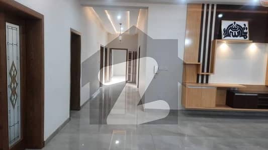 DHA Phase 2 Islamabad 1 Kanal Upper Potion Available For Rent 3 Bedroom 3 Washroom
1 Drawing Dining 1 Kitchen1 Car Park Gas Available Electric Separate