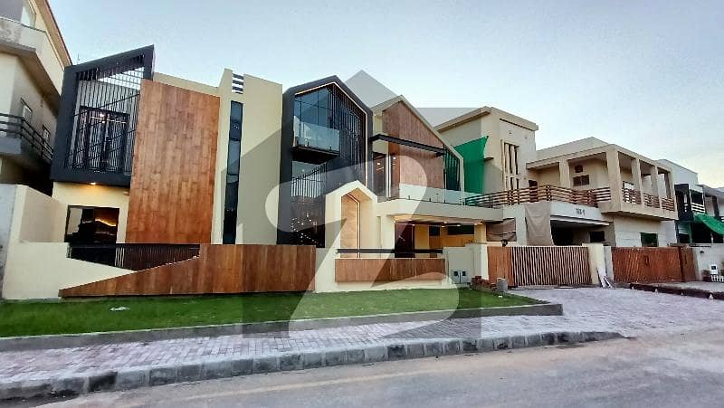 Beautiful 1 Kanal House For Rent On Prime Location
