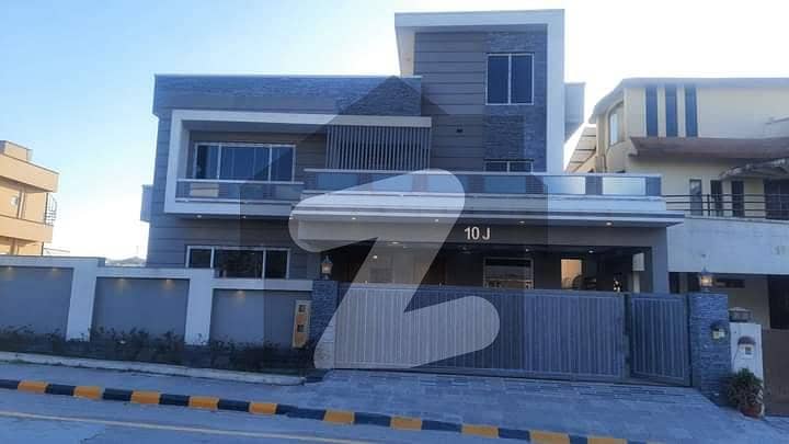 ULTRA MODERN ONE KANAL HOUSE FOR RENT DHA ISLMBAD