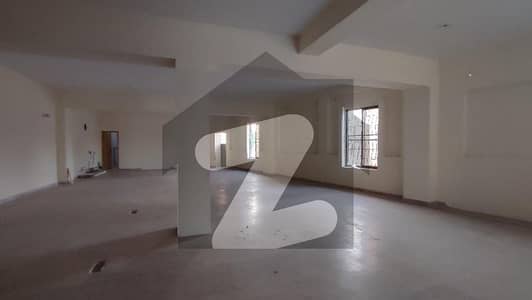 1 kanal Ground floor Hall For Rent