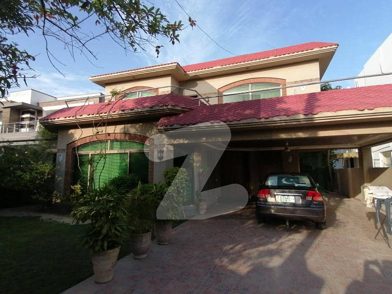 DHA 1 Kanal New Excellent Upper Portion For Rent In Sui Gas Society