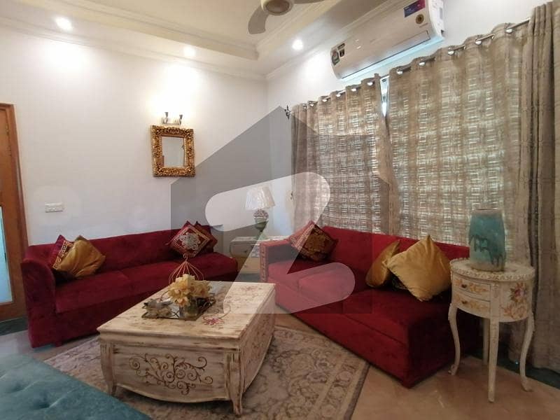 DHA 1 Kanal Fully Furnished Very Stylish Upper Portion For Rent In Phase 5
