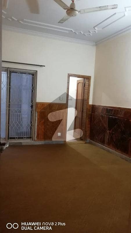 E11 3bed chips floor portion for rent bachelor or office use parking